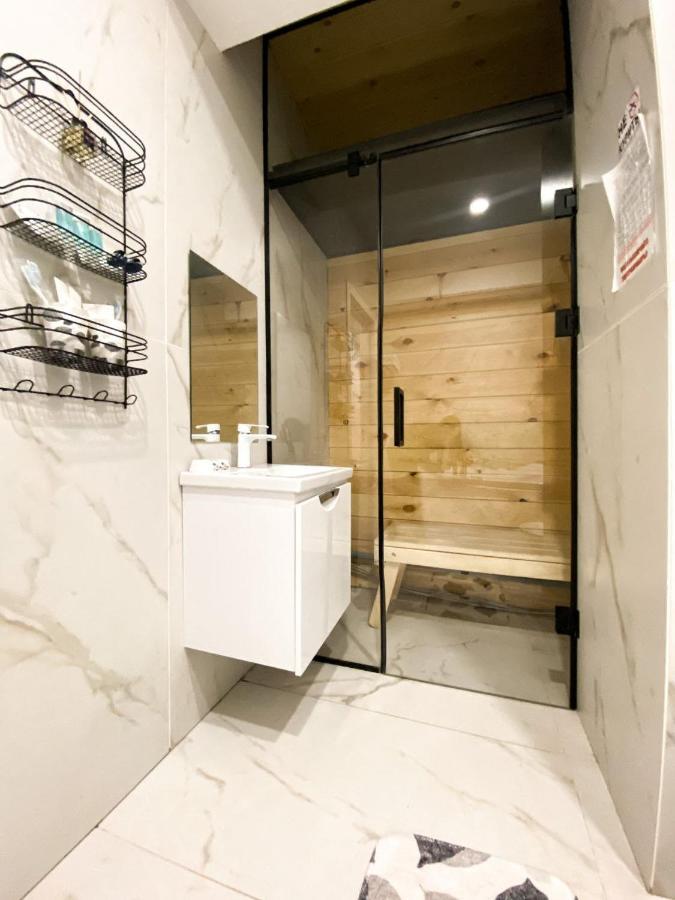 Ustʼ-Kamenogorsk Central City Apartments מראה חיצוני תמונה